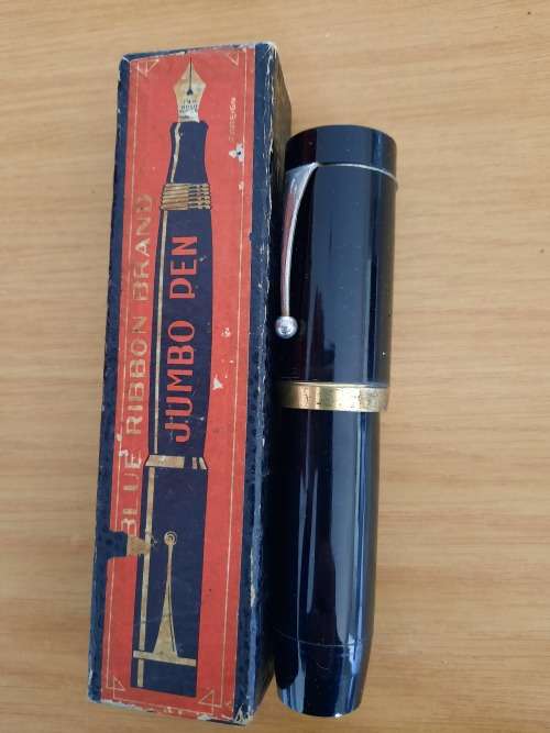 vintage ink pen and original box
