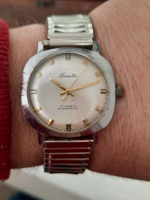 2x old watches working