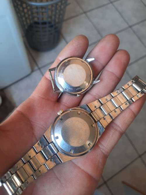 2 vintage men`s watches