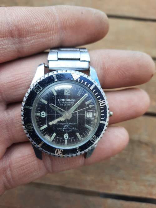 vintage men's cardinal submarine  super waterproof 200 vacuum tested tritum