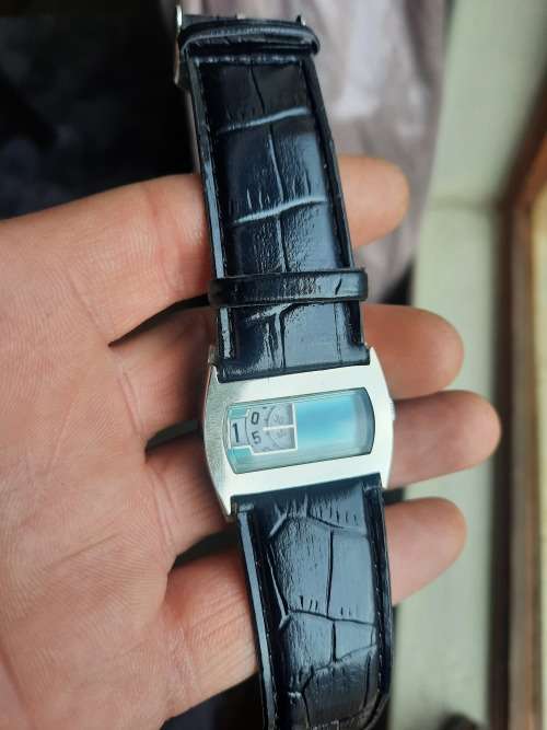 vintage men's Regent digimatic watch