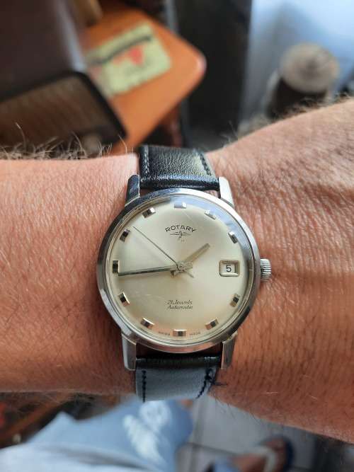 vintage men's rotary automatic (like new)