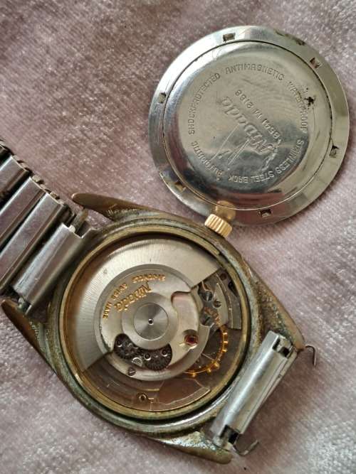 vintage men's Nivada automatic