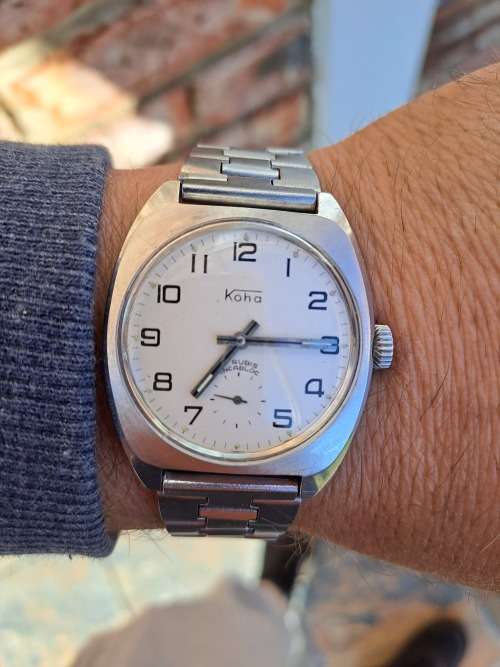vintage men's Koha watch