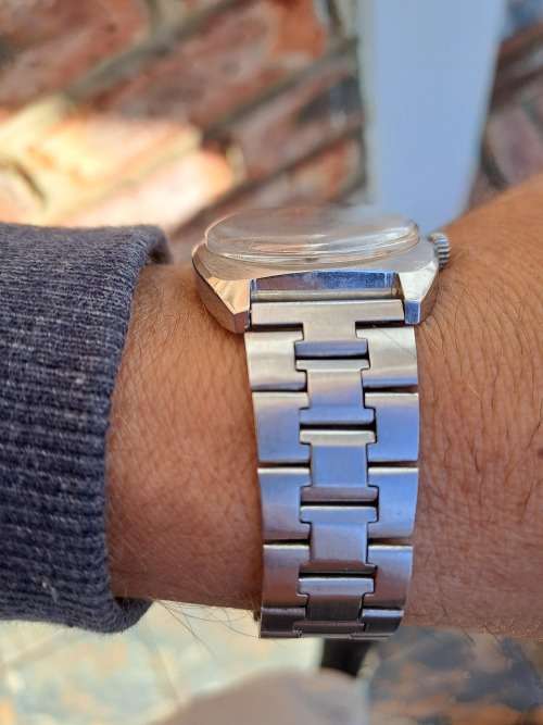 vintage men's Koha watch