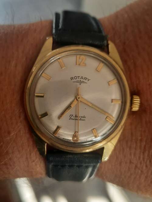 Vintage men`s rotary watch