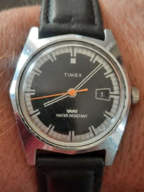 Vintage men`s timex watch