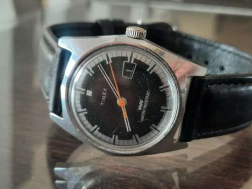 Vintage men`s timex watch