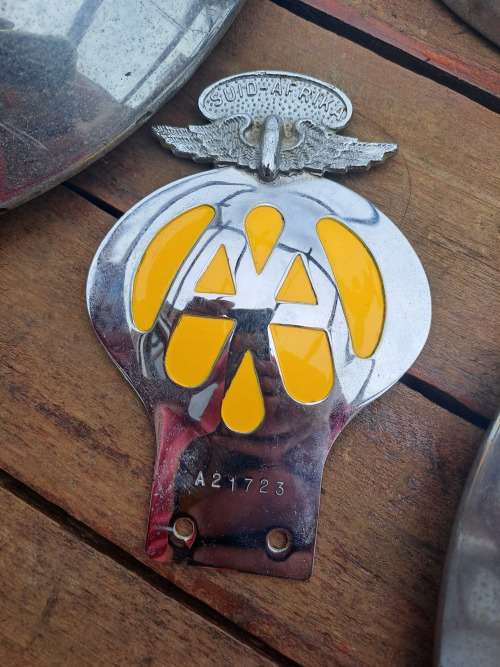 Vintage car vw wheel caps and car badge ect