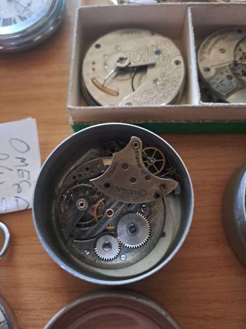 Lots of Vintage pocket watches and parts