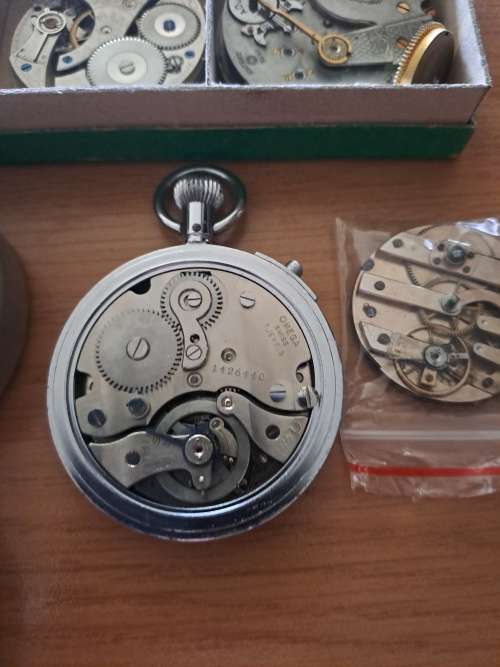 Lots of Vintage pocket watches and parts
