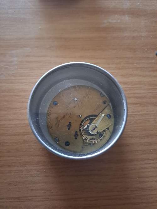 Lots of Vintage pocket watches and parts