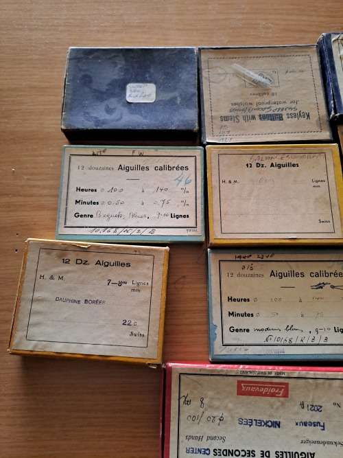 Vintage watch hands alot