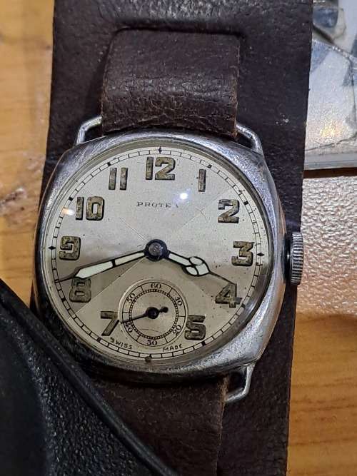 2x vintage watches