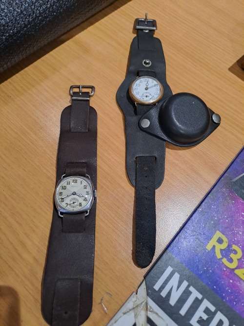 2x vintage watches