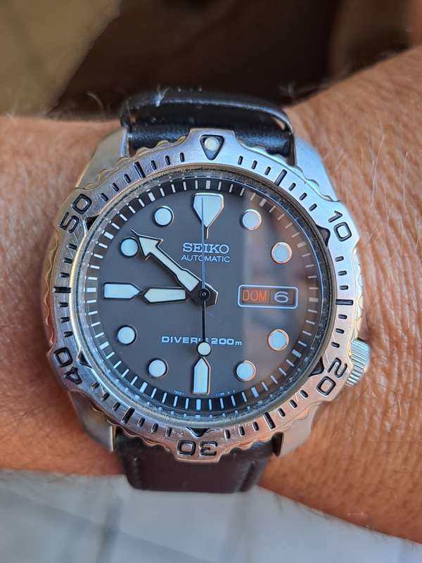 Vintage men`s seiko diver`s