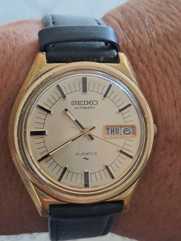 Vintage men`s seiko automatic