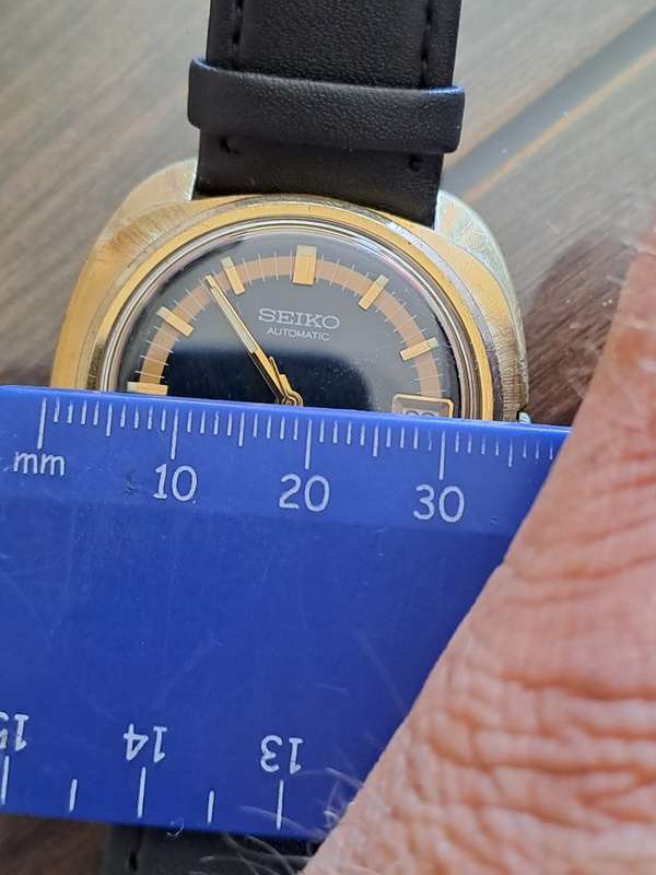 Vintage men`s seiko automatic