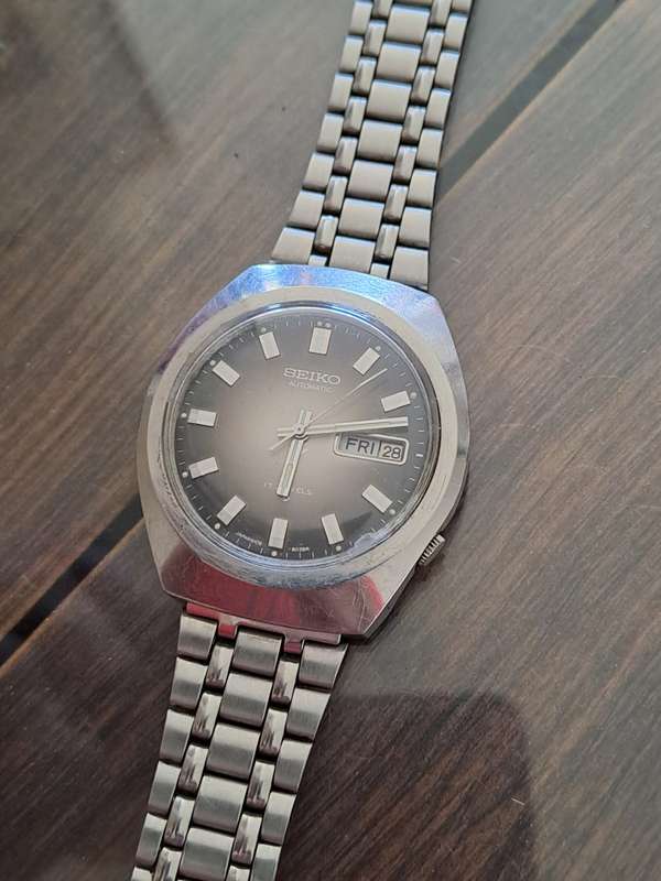 Vintage men`s seiko automatic