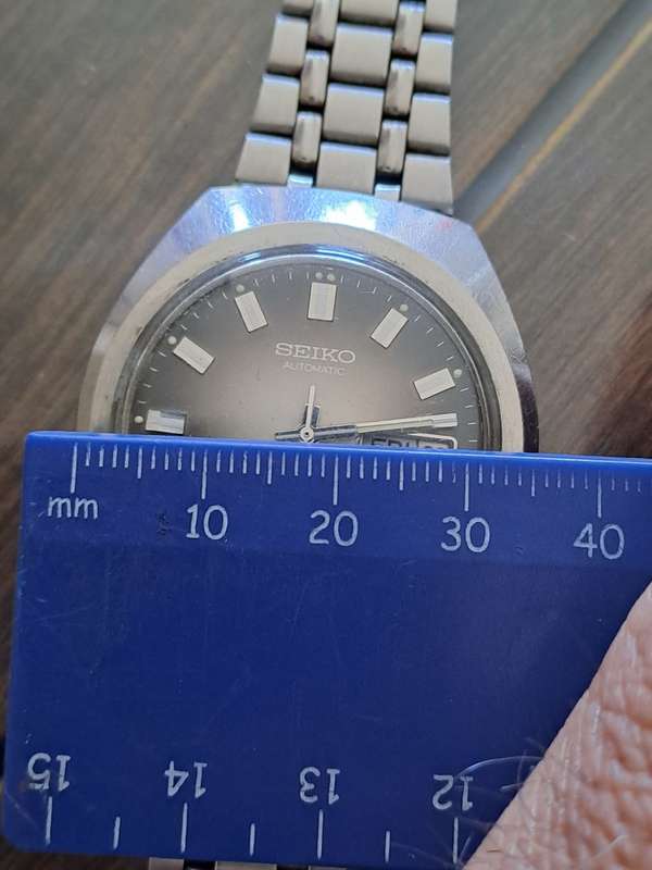 Vintage men`s seiko automatic