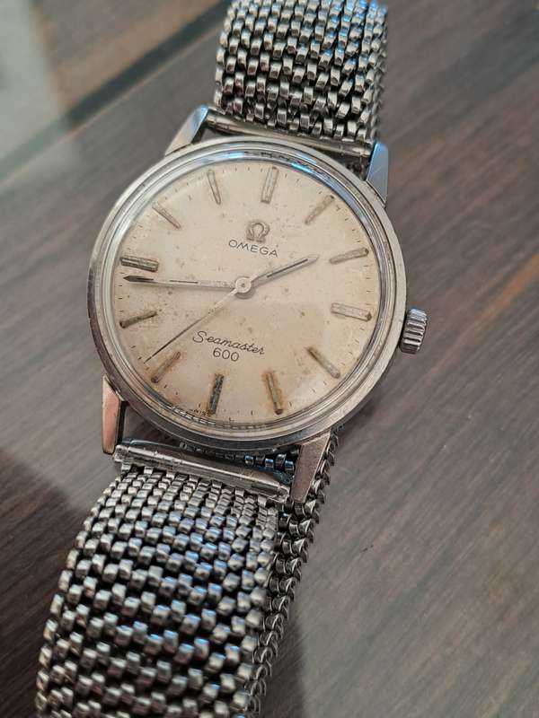 Vintage men`s omega 600