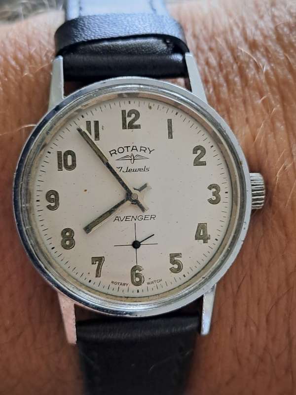 Vintage men`s rotary sub dial