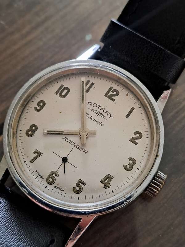 Vintage men`s rotary sub dial