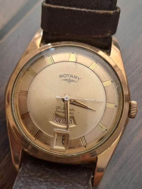 Vintage men`s rotary watch