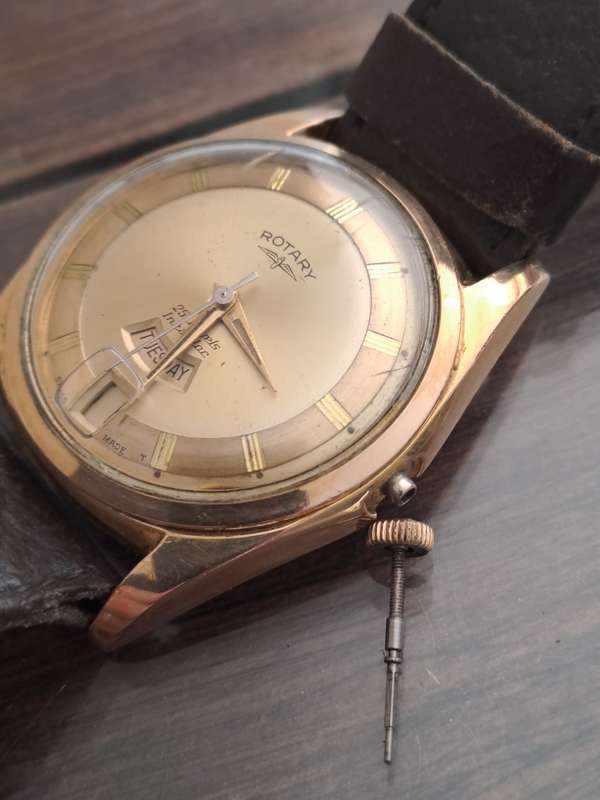 Vintage men`s rotary watch