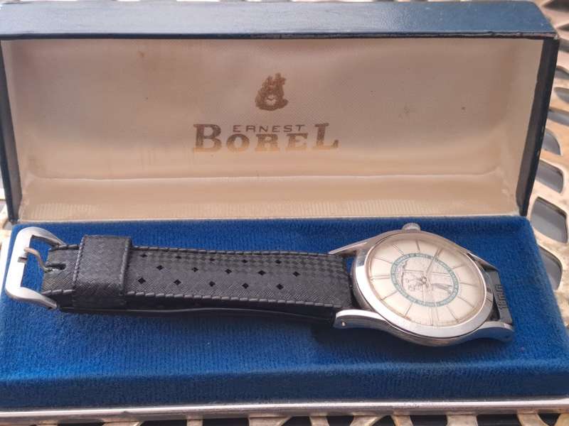 Vintage men`s Ernest borel