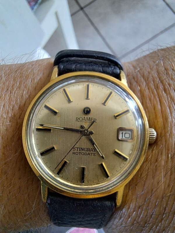 Vintage men`s Roamer stingray