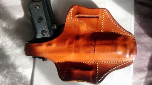 9mm pistol CO2 plus leather holster