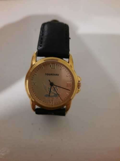 vintage men's tourneau watch limited edition in working order