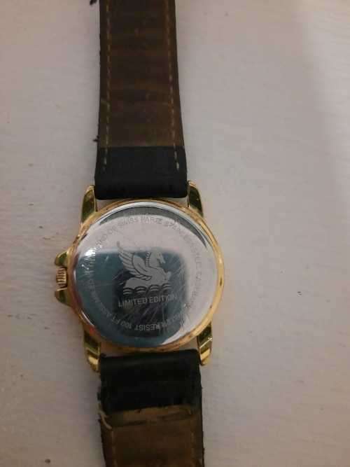 vintage men's tourneau watch limited edition in working order