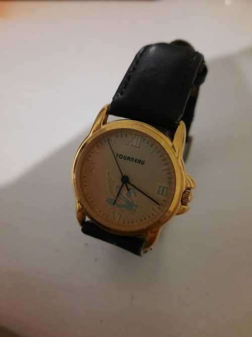vintage men's tourneau watch limited edition in working order