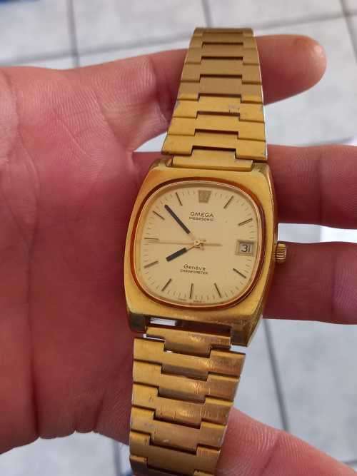 vintage men's omega megasonic Geneve chronometer