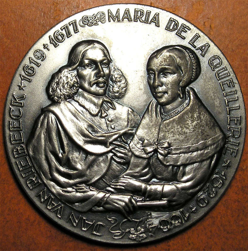 1952 van Riebeeck Tercentenary Large  Silver & Bronze Medals in Museum-Like Holder - 60 mm