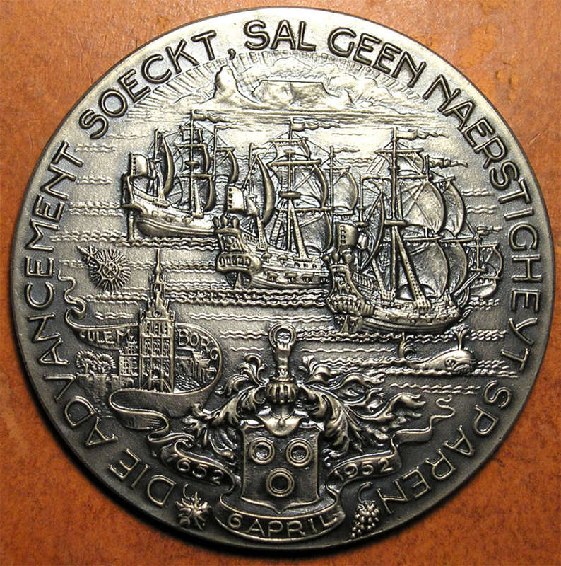 1952 van Riebeeck Tercentenary Large  Silver & Bronze Medals in Museum-Like Holder - 60 mm