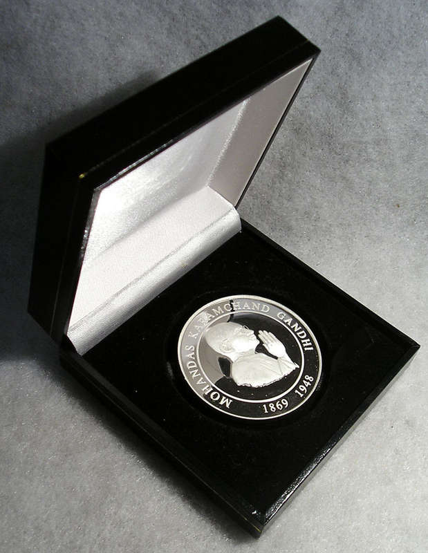 A 2008 Medal to Commemorate the Life of Mahatma Gandhi 1869-1948  * 2 oz FINE SILVER *