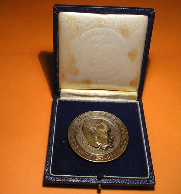 Jan Smuts & Winston Churchill Bronze 51 mm Medal by Bickles