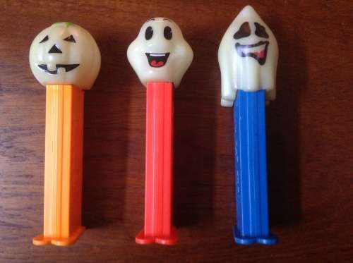 Pez dispensers - Glow in the dark (x3)