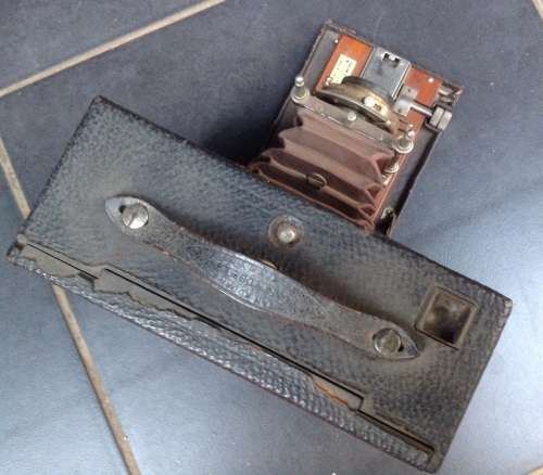 Antique Kodak Cartridge camera - Bargain! (MEC8)