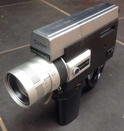 Vintage Canon Auto Zoom 518 8mm movie camera (MEM7)