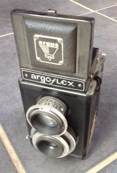 Vintage Argoflex Twinlens Reflex camera(MEC28)