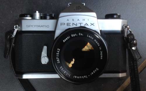 Vintage SLR camera - Pentax spotmatic(MEC13)