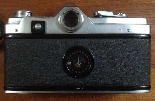 Vintage Minolta SR 7 camera - without lens - winder stuck (MEC23)