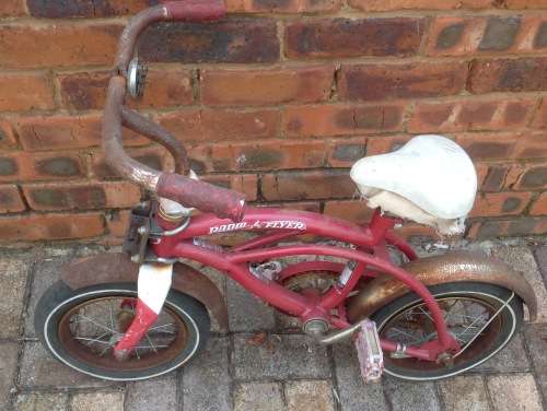 Radio Flyer -Small American made children`s bicycle - for the collector/restorer