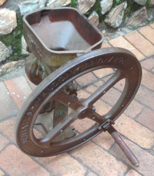 Vintage table mounted mealie grinder - Bentall No9 - heavy - COLLECTION ROODEPOORT ONLY