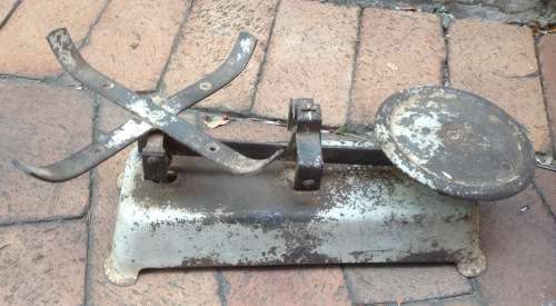 Vintage scale for repurposing (no weights or bucket included)
