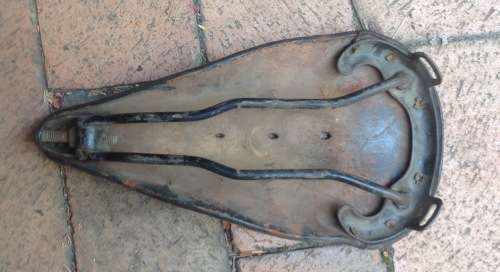 Vintage CYCSAD leather bicycle seat (no 200)